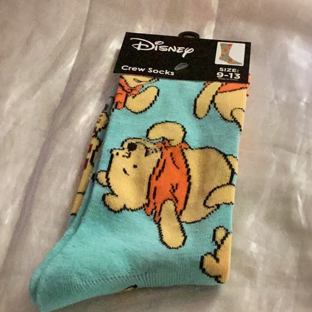 NWT Winnie the Pooh Unisex Socks Make Perfect Gift
